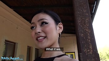 Asyalı Yapar Bir Oral Ve Fucks Içinde The ülke