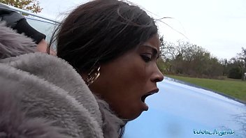 Seksi Fahişe Abanoz Fucks Onu Ayak