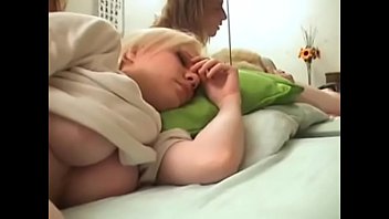 Bükreş’ten Bir Öğrenci İle Rumen Porno Filmi Ve Sevgilisi Evde Sikikleri Xxx