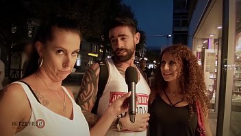 Süper Amcık Yatakta Kötü Çocuklarla Sikişmeyi Seviyorlar